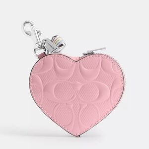 Coach Heart Bag Charm In Signature Leather With Heart Charm 🩷 Beautiful 🩷